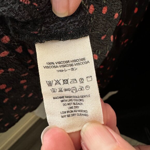 EUC, Free People Julia Cherry Print Blouse, Smocked Back, Black, Size L - Picture 14 of 14